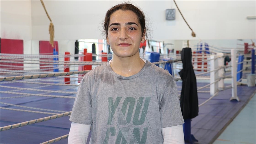Milli boksör Ece, Avrupa şampiyonasında altın madalya için yumruk sallayacak