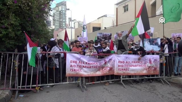 Liban : Manifestation devant l'ambassade de France pour dénoncer l'aide apportée par Paris à Israël