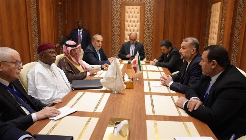 إيران تدعو دول "التعاون الإسلامي" لحظر النفط على إسرائيل