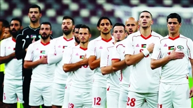 La Fédération algérienne de football suspend ses activités en solidarité avec Gaza