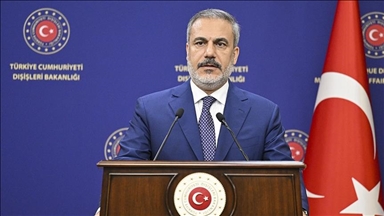 Turkish foreign minister reaffirms Ankara's commitment to cross-border anti-terror operations