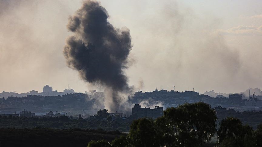 لليوم الـ 13 على التوالي.. قتلى وجرحى في قصف إسرائيلي على غزة