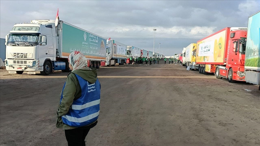 Biden says Egypt to allow up to 20 trucks of humanitarian aid into Gaza
