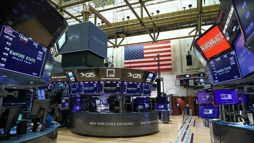 US Stock Exchanges Open Thursday Mixed