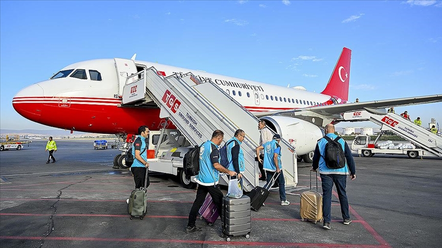 Gazze'ye ilaç ve tıbbi malzeme taşıyan uçak Mısır'a ulaştı