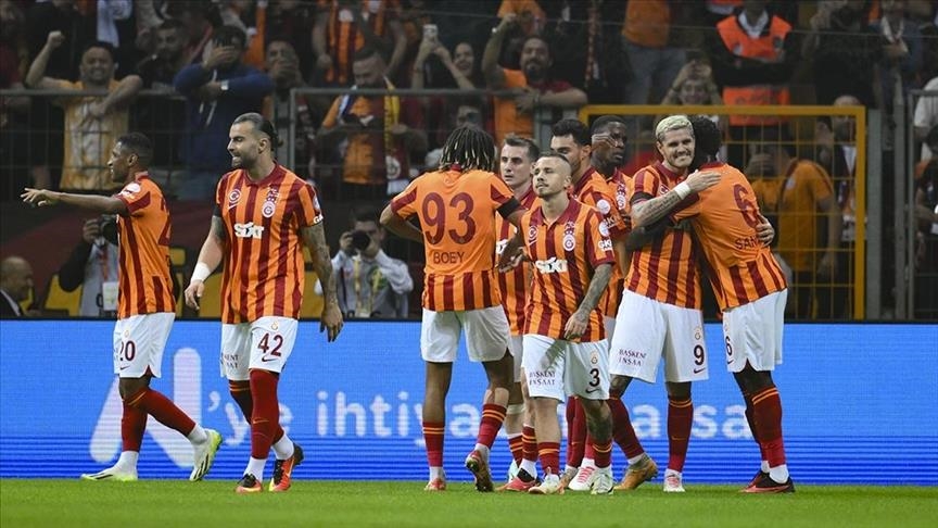 ISTANBUL - Mauro Icardi of Galatasaray AS celebrates his goal