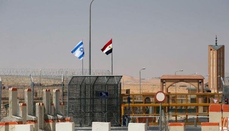 إسرائيل: قصفنا موقعا مصريا قرب الحدود بـ"الخطأ"