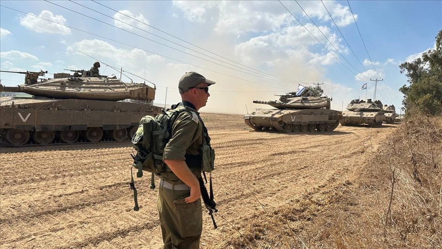 Israeli tank 'accidentally' fires into Egypt
