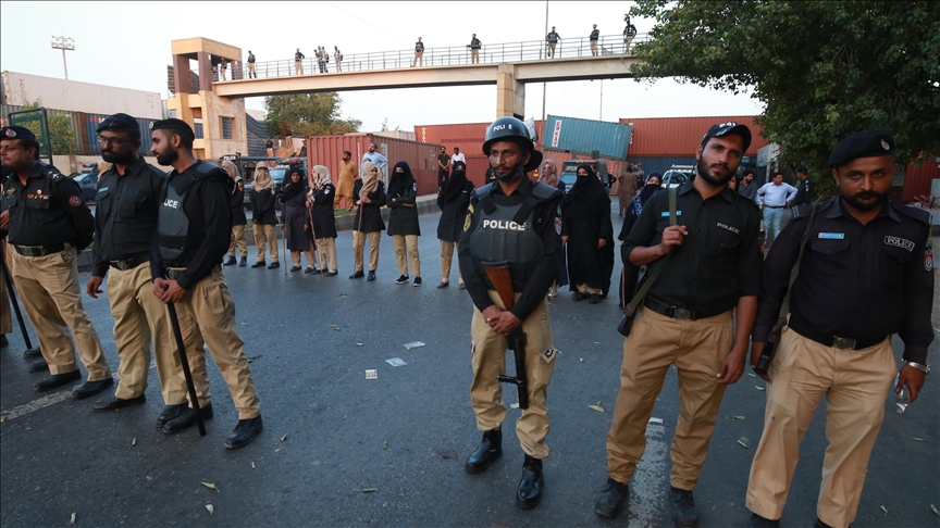 Pakistani police block pro-Palestine rally outside US Consulate