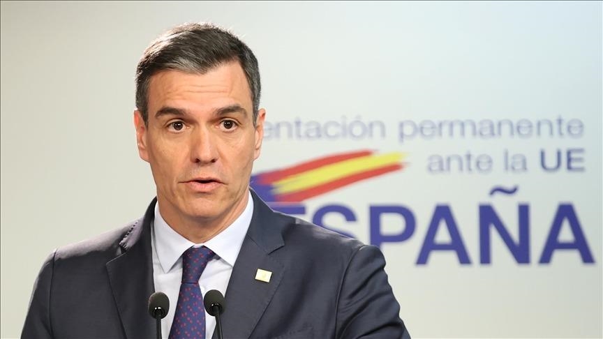 Spain's prime minister calls for humanitarian cease-fire in talks with Israeli counterpart