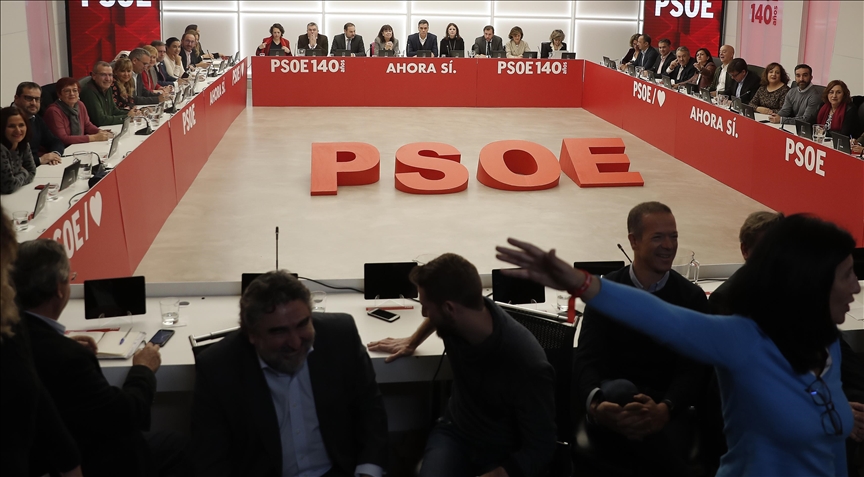 Spain’s Socialist Party signs progressive coalition pact with far-left Sumar