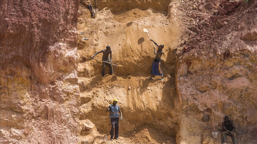 Over 500 mine workers remain underground in South Africa in dispute