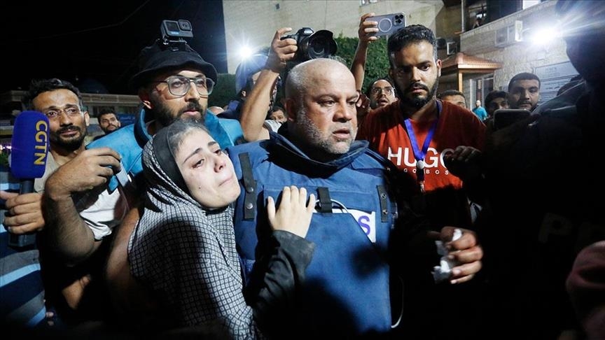 غزة.. إسرائيل تقتل أفرادا من عائلة مراسل "الجزيرة" وائل الدحدوح