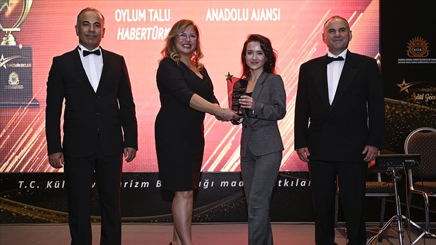 Anadolu Ankara Turizm İşletmecileri Derneği "Turizmin En'leri"ni ödüllendirdi