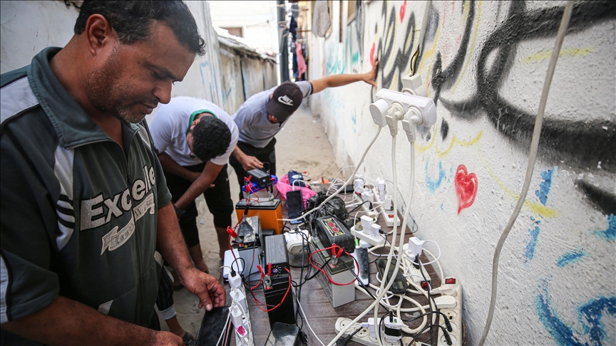 Complete communications outage in many areas across Gaza: Palestinian media