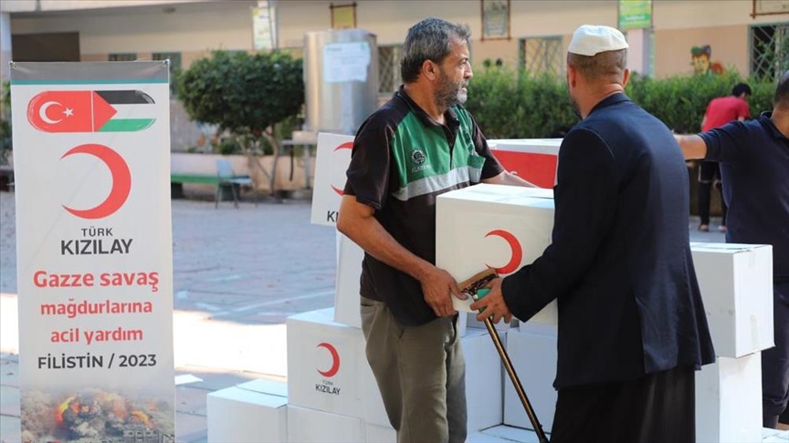 Türk Kızılayı Gazze’deki iletişim kesintisi nedeniyle ekibiyle iletişimi kaybetti