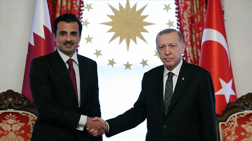 Qatari emir extends congratulations on Republic of Türkiye's 100th anniversary