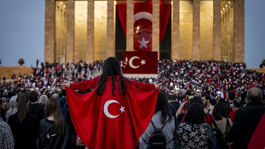 Anıtkabir'e Cumhuriyet'in 100. yılında rekor ziyaret 