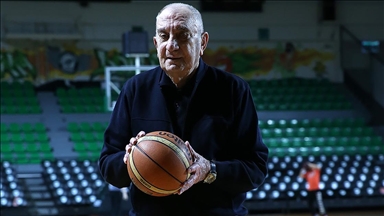Türk basketbolunun efsanesi Yalçın Granit vefatının 3. yılında anılıyor