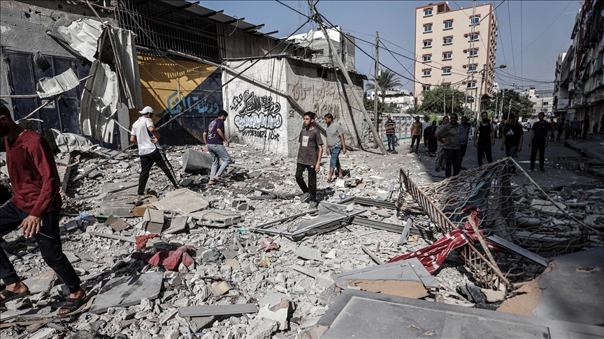 Israeli ground attack hinders humanitarian aid to 300,000 displaced Gazans: UN