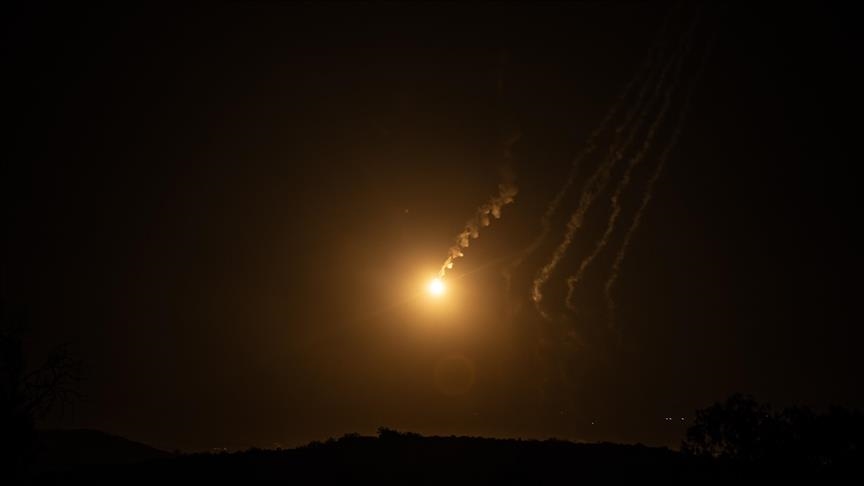 Ushtria izraelite vazhdon me bombardimet në veriperëndim të Gazës dhe zona të tjera