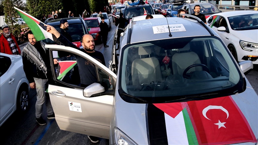 "قافلة الحرية من أجل فلسطين" تتجه نحو قاعدة إنجرليك العسكرية بأضنة