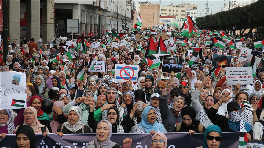 عشرات آلاف المغاربة يدعون لوقف التطبيع مع إسرائيل