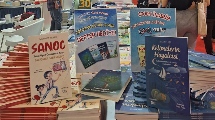 Çocukların korunmasına yönelik iyilik projesi olarak hayata geçen ÇokÇocuk Kitap çalışmalarına başladı