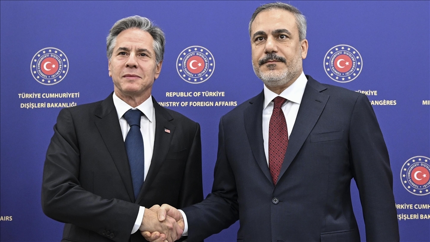 وزير الخارجية التركي يلتقي بلينكن في أنقرة