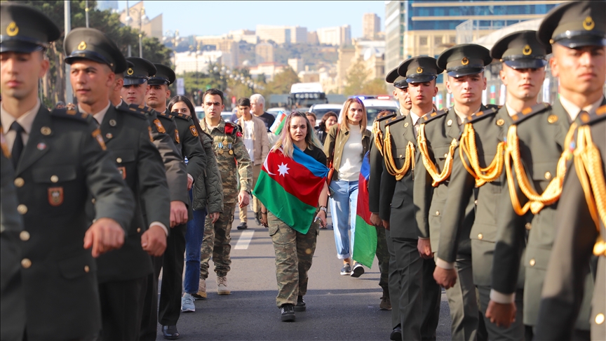 Азербайджан отмечает День Победы