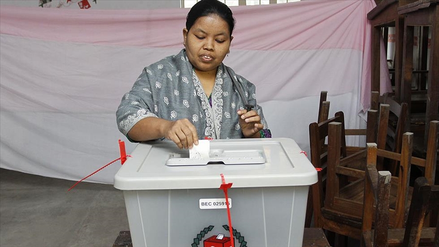 No choice but to hold elections on time by Jan. 28, says Bangladeshi official
