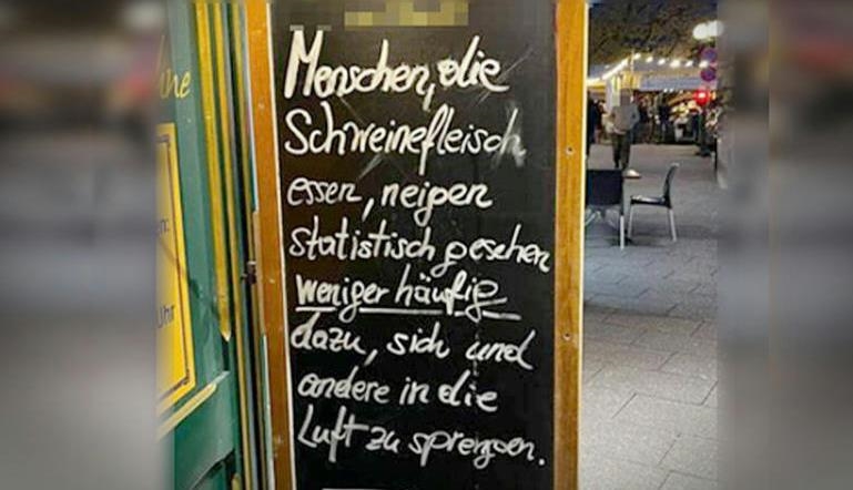 Autriche : Une pancarte islamophobe dans un restaurant suscite de vives réactions sur les réseaux sociaux