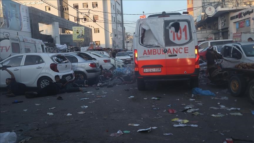 Israeli airstrikes target Gaza hospitals, kill 6 Palestinians in Al-Shifa Hospital