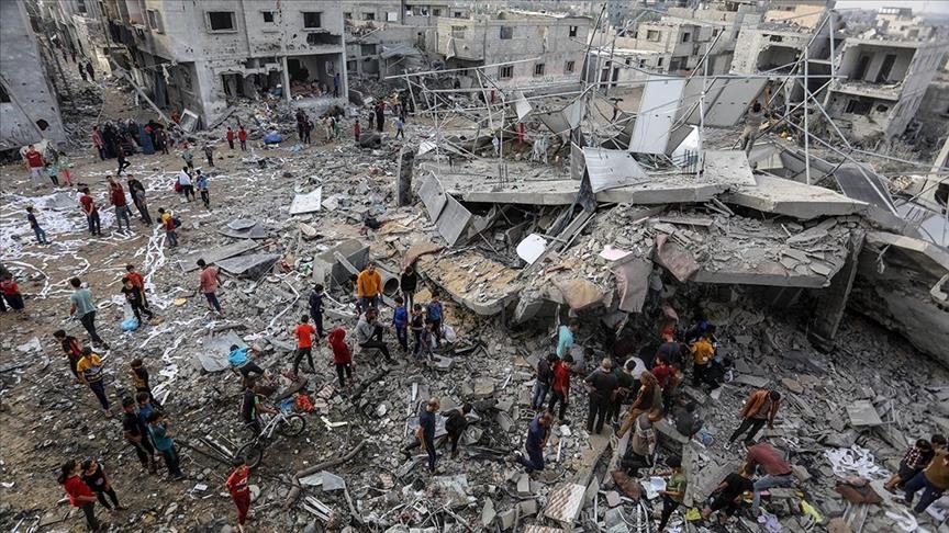 Intense Israeli bombardment turns Gaza hospitals into graveyards