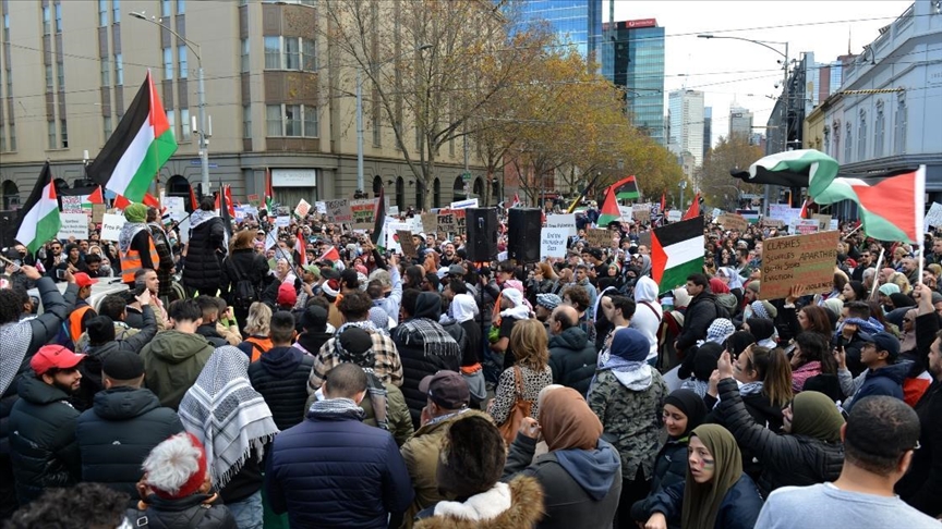 Pro-Palestinian protesters in Australia prevent Israeli cargo ship from docking at Sydney port