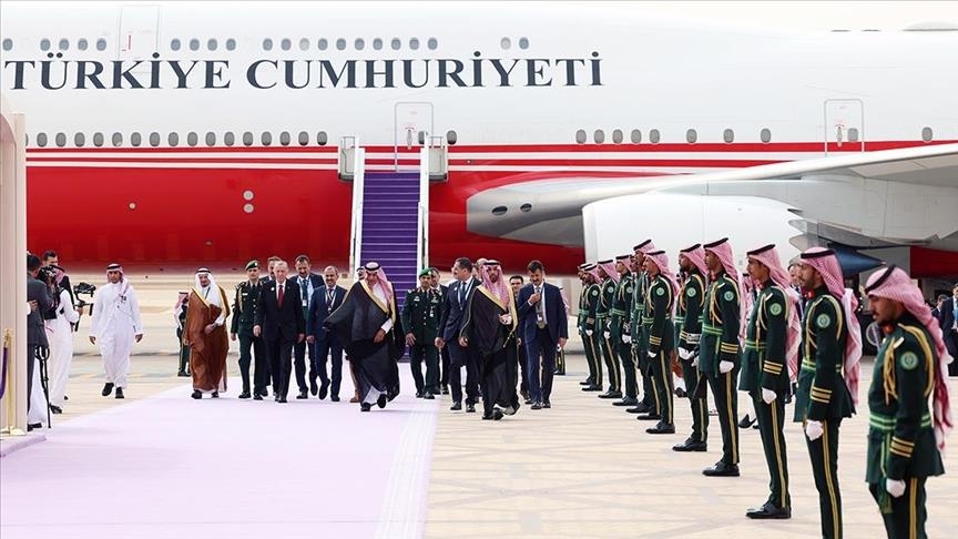 Turkish President Erdogan in Riyadh for joint Arab-Islamic summit on Gaza