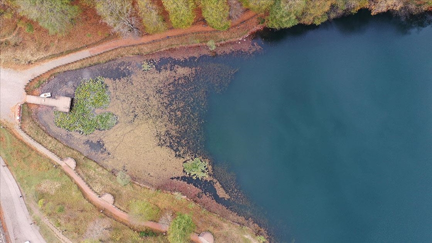 Doğa turizminin öne çıkan mekanlarından Ulugöl'ü 300 bin kişi gezdi