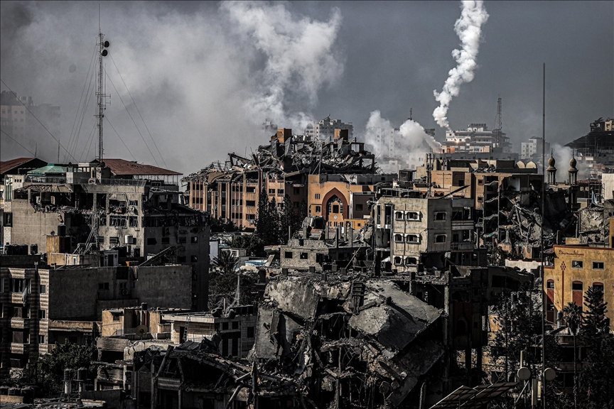 Jordanian army airdrops another batch of medical aid to its field hospital in Gaza