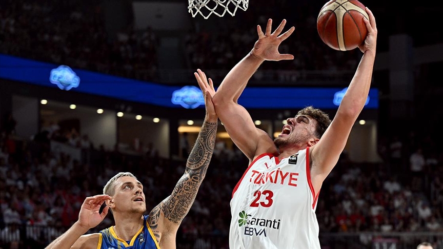 Nikola Jokic: Rockets'ın Alperen Şengün'ün üzerinden oyun kurmasının, iyi bir şey olduğunu düşünüyorum