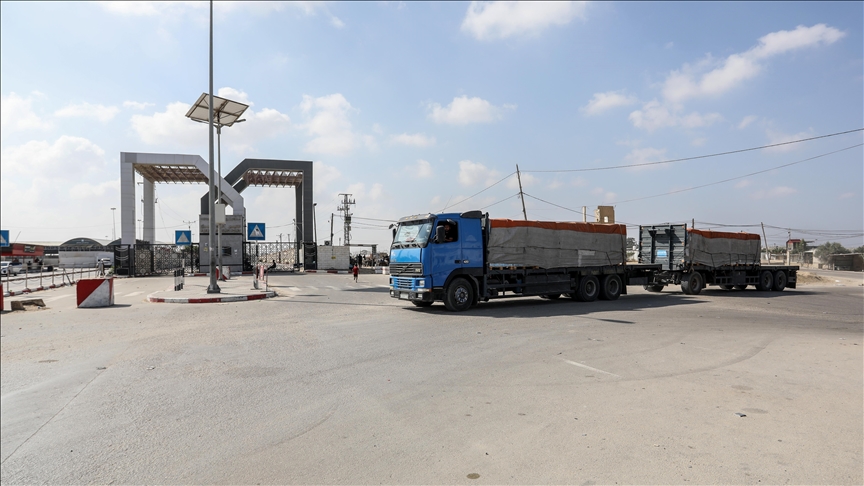 Kahire: Refah Sınır Kapısı açık, İsrail yardımların girişine engel oluyor