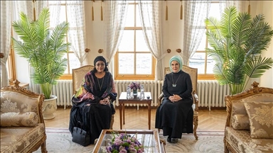 أمينة أردوغان تلتقي نظيرتها السنغالية في إسطنبول
