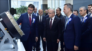Hazine ve Maliye Bakanı Mehmet Şimşek, ASELSAN'ı ziyaret etti