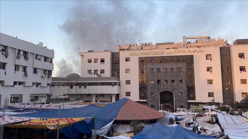 Une source médicale à l'hôpital al-Shifa à Gaza : ''tous les services médicaux ont été complètement interrompus''