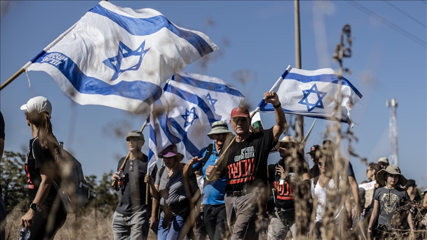 Thousands of Israelis continue to march, urging government to step up efforts to free detainees in Gaza