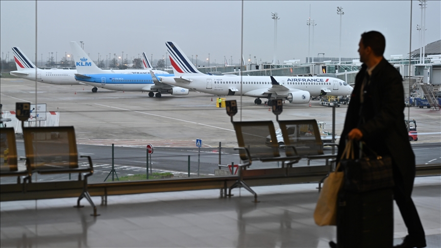 Flights canceled, delayed in 4 French airports due to air controllers' strike