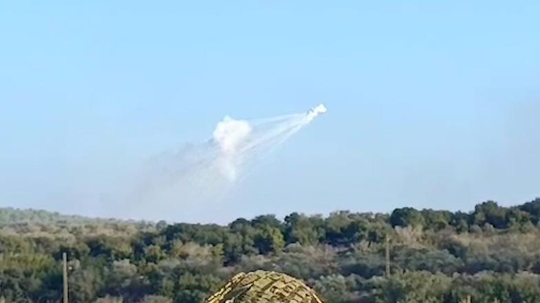 Israel launches intense phosphorus bombardment on southern Lebanese border town