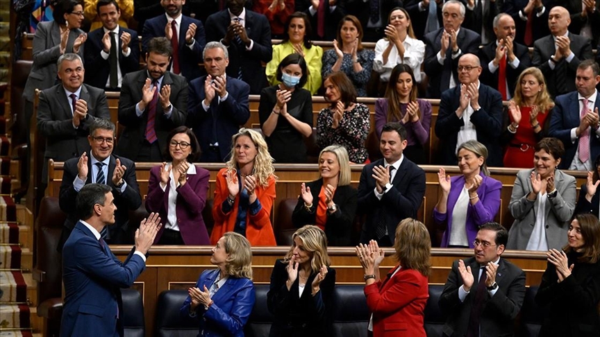 Spain’s reelected Premier Sanchez unveils new Cabinet with 22 ministers