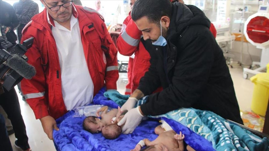 Gazze'deki Şifa Hastanesi'nden çıkarılan 28 prematüre bebek Mısır'da tedavi görecek