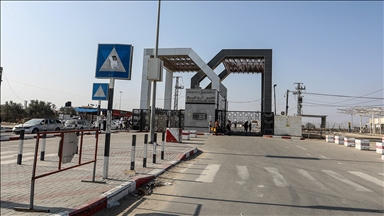 Türkiye ve KKTC vatandaşları, Refah Sınır Kapısı'ndan geçerek Mısır'a ulaştı