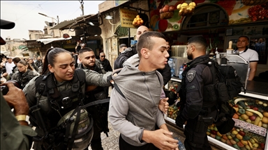 880 حالة اعتقال بحق الأطفال الفلسطينيين منذ بداية العام